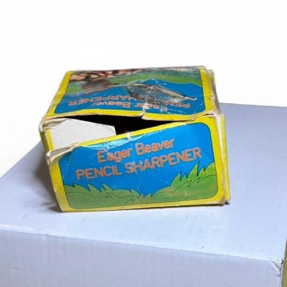 VTG Eager Beaver Pencil Sharpener JSNY NO 7316 Collector - Picture 7 of 7